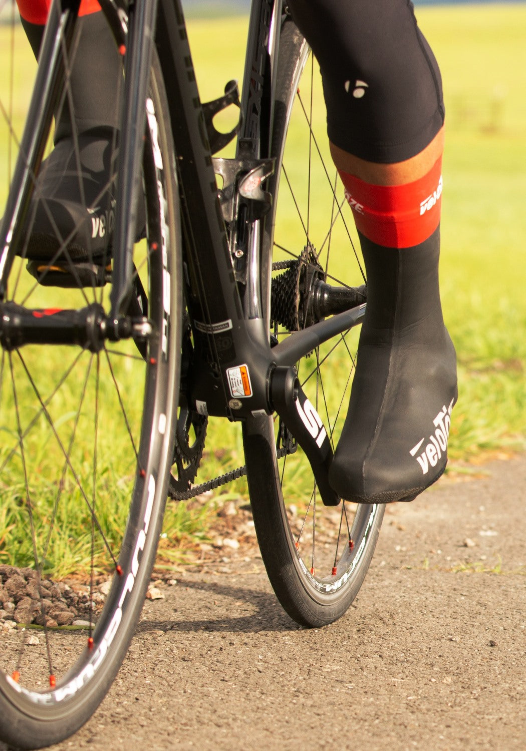 veloToze Neoprene Shoe Covers (Waterproof Cuffs Included)