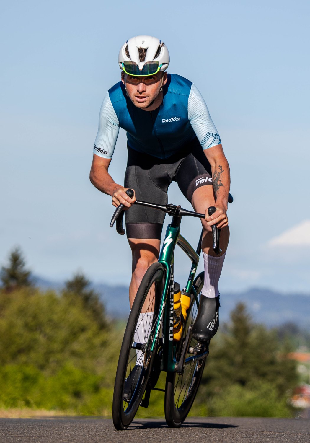 veloToze AeroLink™ Chest Protector